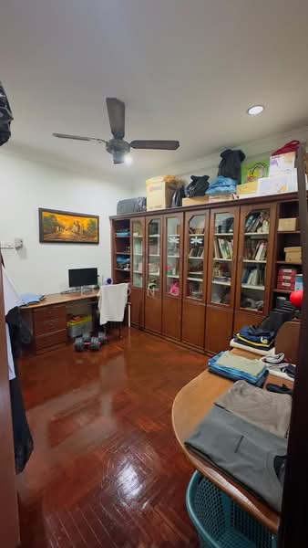 Semi-Detached House for Sale in Gelugor (Penang) - Leong . - Study - PropertyGuru.com.my