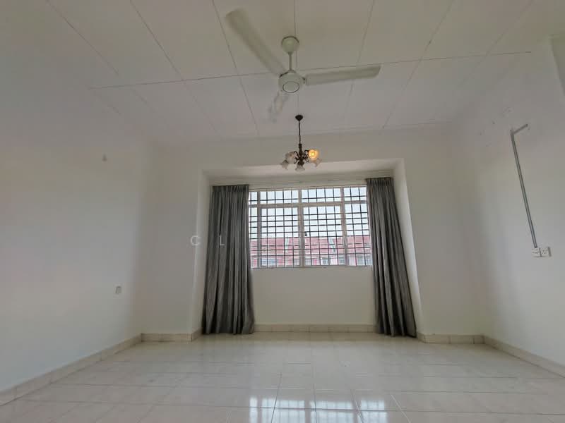 Rumah Teres 2-Tingkat untuk Dijual di Bandar Parklands (Klang) - CL Chew - Living Room - PropertyGuru.com.my