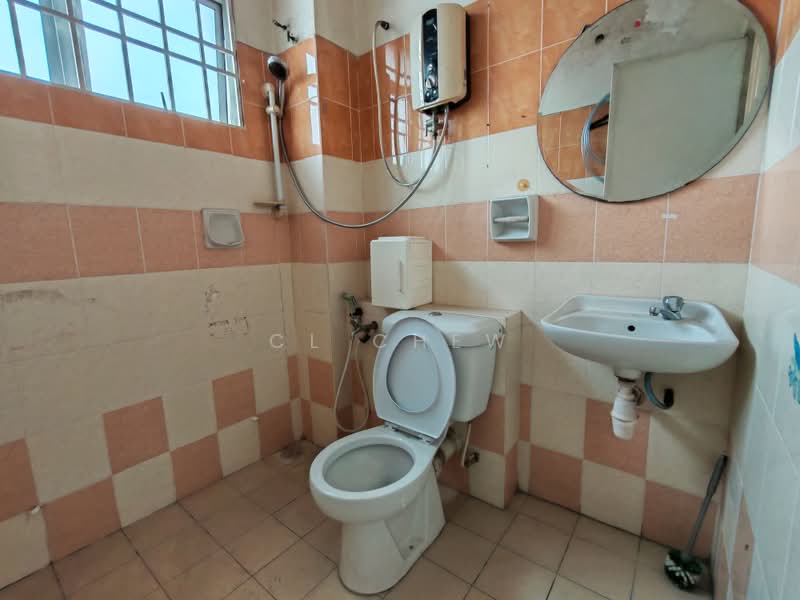 Rumah Teres 2-Tingkat untuk Dijual di Bandar Parklands (Klang) - CL Chew - Bathroom - PropertyGuru.com.my