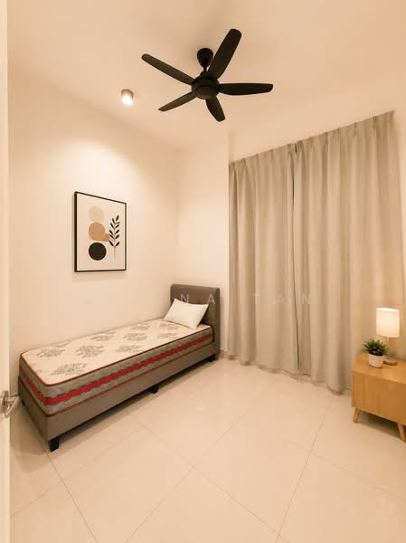 Kondominium untuk Dijual di Ferringhi Residence 2 - Serena Tan - Bedroom - PropertyGuru.com.my