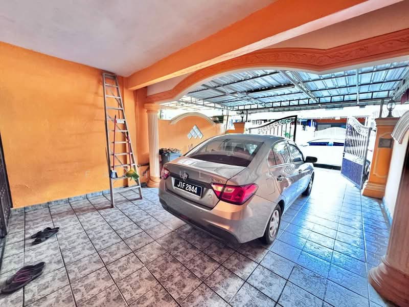 Rumah Teres 2-Tingkat untuk Dijual di Taman Pulai Indah (Johor Bahru) - Fakhrul Imlan - Exterior - PropertyGuru.com.my