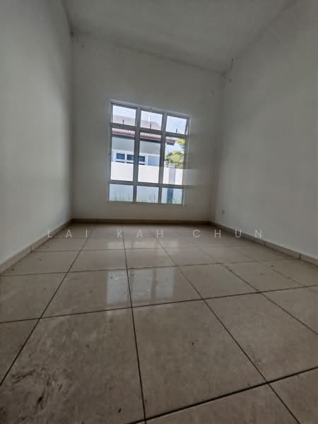 Bungalow House for Sale in Taman Senawang Perdana (Senawang) - Lai Kah Chun - Interior - PropertyGuru.com.my