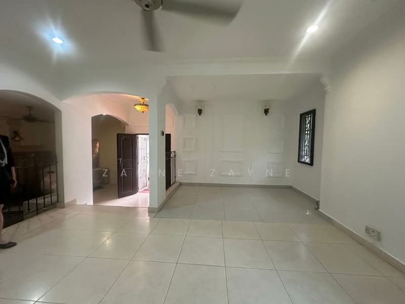 Semi-Detached House for Sale in Damansara Heights (Kuala Lumpur) - Zayne Zayne - Living Room - PropertyGuru.com.my
