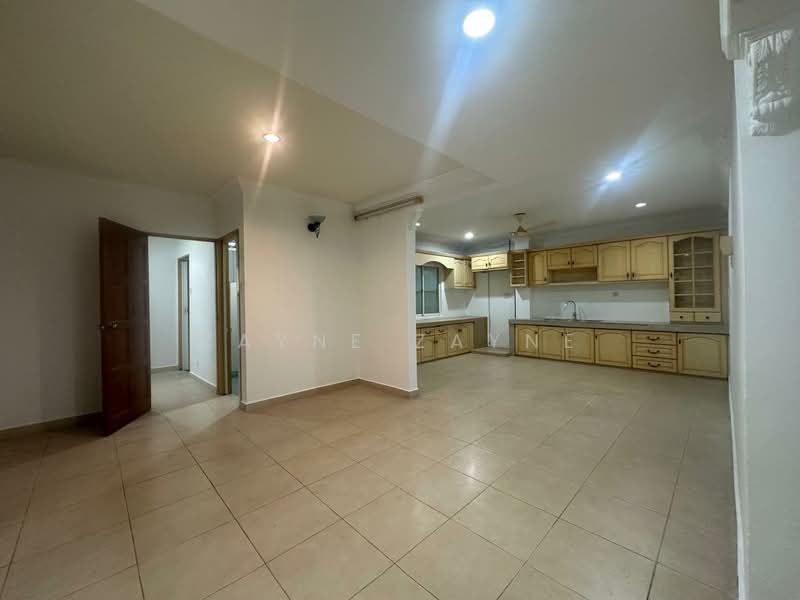 Semi-Detached House for Sale in Damansara Heights (Kuala Lumpur) - Zayne Zayne - Kitchen - PropertyGuru.com.my