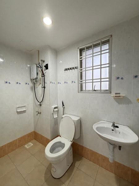 Apartment for Rent at Permas Ville Apartment - Joey Tay - Bathroom - PropertyGuru.com.my