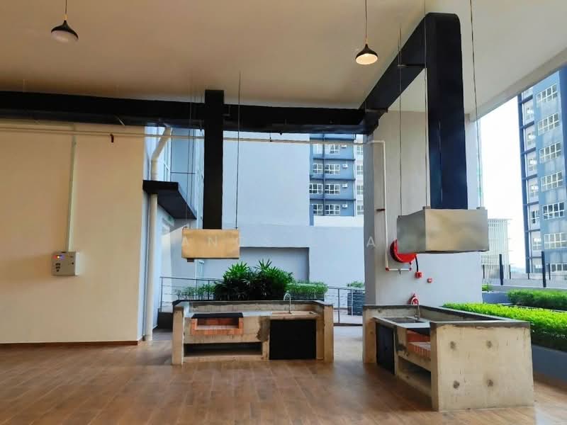 Pangsapuri untuk Dijual di Nadayu 801 - Vancs Chai - Exterior - PropertyGuru.com.my