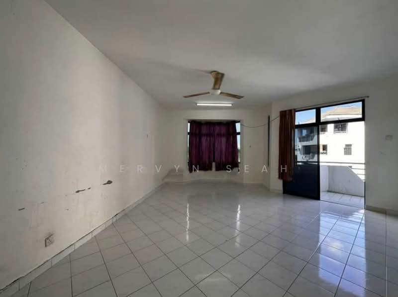 Apartment for Sale at Desa Universiti - Mervyn Seah - Living Room - PropertyGuru.com.my