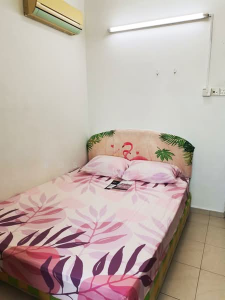 Kondominium untuk Disewa di Desa Airmas Condominium - Bosco Teoh - Bedroom - PropertyGuru.com.my