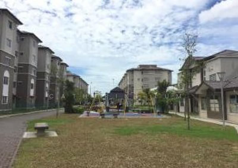 Pangsapuri untuk Dijual di Pangsapuri Akasia (Bandar Botanic) - Catherine Lum - Exterior - PropertyGuru.com.my