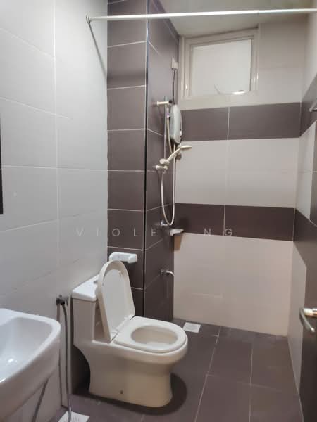 Kondominium untuk Disewa di M Condominium @ Larkin - Violet Ng - Bathroom - PropertyGuru.com.my