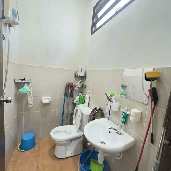 Rumah Teres 2.5-Tingkat untuk Dijual di Taman Pulai Mutiara (Iskandar Puteri (Nusajaya)) - Shanice Tan - Bathroom - PropertyGuru.com.my