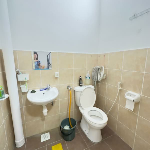 Rumah Teres 2.5-Tingkat untuk Dijual di Taman Pulai Mutiara (Iskandar Puteri (Nusajaya)) - Shanice Tan - Bathroom - PropertyGuru.com.my