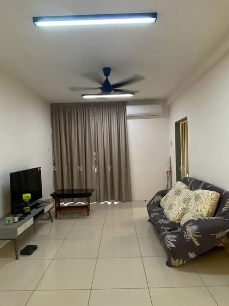 Kediaman Servis untuk Disewa di The Stone - Rainny Wong - Living Room - PropertyGuru.com.my