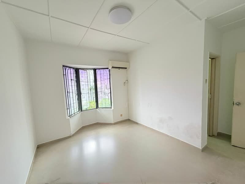 Pangsapuri untuk Dijual di Subang Ville Ehsan - Tris Jong - Interior - PropertyGuru.com.my