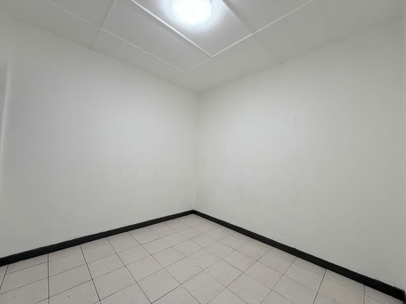 Pangsapuri untuk Dijual di Subang Ville Ehsan - Tris Jong - Interior - PropertyGuru.com.my
