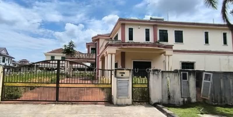 Bungalow House for Sale in Sepang (Selangor) - Alice Kuon - Exterior - PropertyGuru.com.my