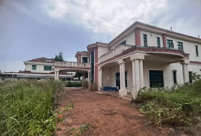 Bungalow House for Sale in Sepang (Selangor) - Alice Kuon - Exterior - PropertyGuru.com.my
