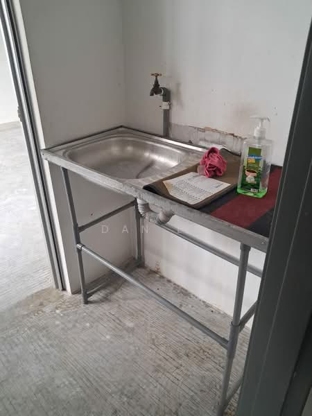 Shop / Office for Rent in Taman Sri Batu Caves (Batu Caves) - Dan Lo - Interior - PropertyGuru.com.my