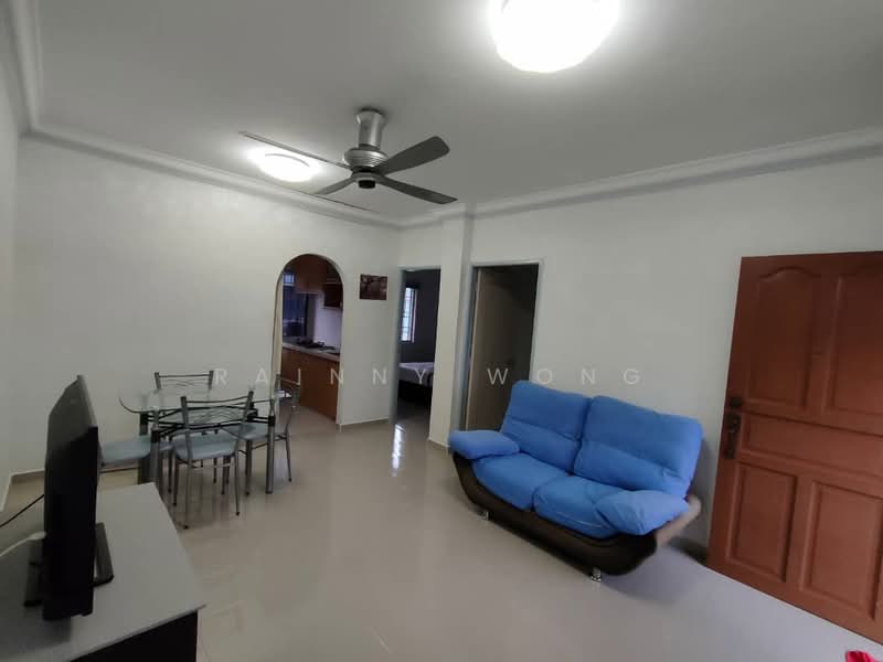 Rumah Flat untuk Disewa di Desa Ixora - Rainny Wong - Living Room - PropertyGuru.com.my