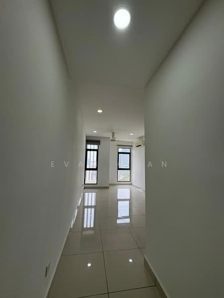 Kondominium untuk Dijual di Vivo Residential Suites - Evan Chan - Corridor - PropertyGuru.com.my