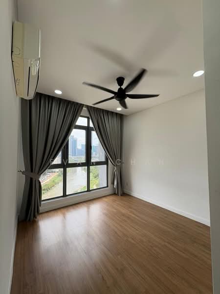Kondominium untuk Dijual di Vivo Residential Suites - Evan Chan - Bedroom - PropertyGuru.com.my