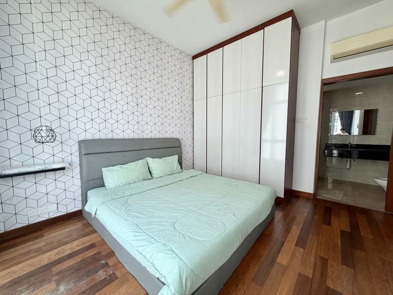 Kondominium untuk Dijual di Paradiso Nuova (Merak Kayangan) - Karl Lim - Bedroom - PropertyGuru.com.my