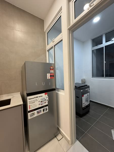 Kediaman Servis untuk Disewa di THE SENAI GARDEN (PANGSAPURI IMPIAN SENAI) - Lui Lui - Yard - PropertyGuru.com.my