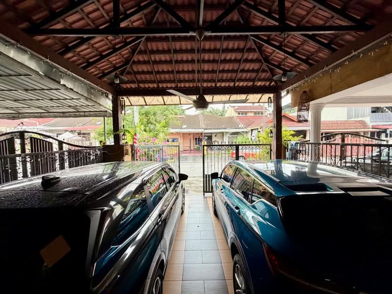 Rumah Teres 1.5-Tingkat untuk Dijual di Au 1 (Ulu Kelang) - Azli Ibrahim - Exterior - PropertyGuru.com.my