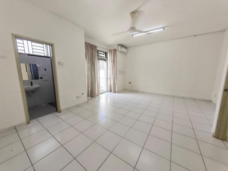 Rumah Teres 2-Tingkat untuk Dijual di Taman Desa Tebrau (Tebrau) - June Tan - PropertyGuru.com.my