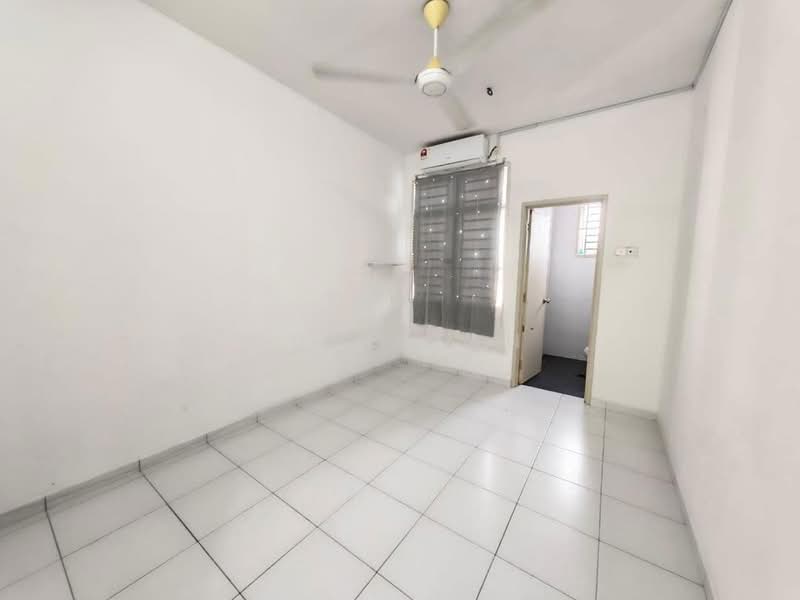Rumah Teres 2-Tingkat untuk Dijual di Taman Desa Tebrau (Tebrau) - June Tan - PropertyGuru.com.my