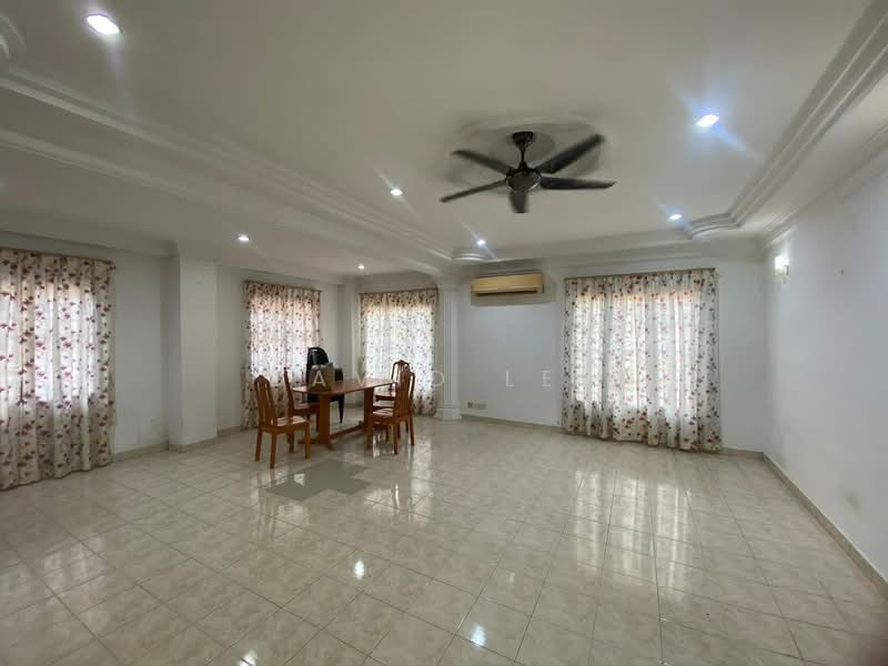 Bungalow House untuk Dijual di Bandar Bukit Beruntung (Bukit Beruntung) - David Lee - Living Room - PropertyGuru.com.my