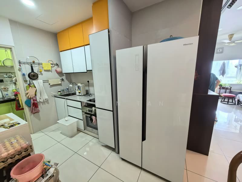 Pangsapuri untuk Dijual di Central Residence @ Sungai Besi - Daren Tan - Kitchen - PropertyGuru.com.my