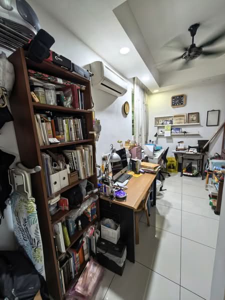 Pangsapuri untuk Dijual di Central Residence @ Sungai Besi - Daren Tan - Study - PropertyGuru.com.my