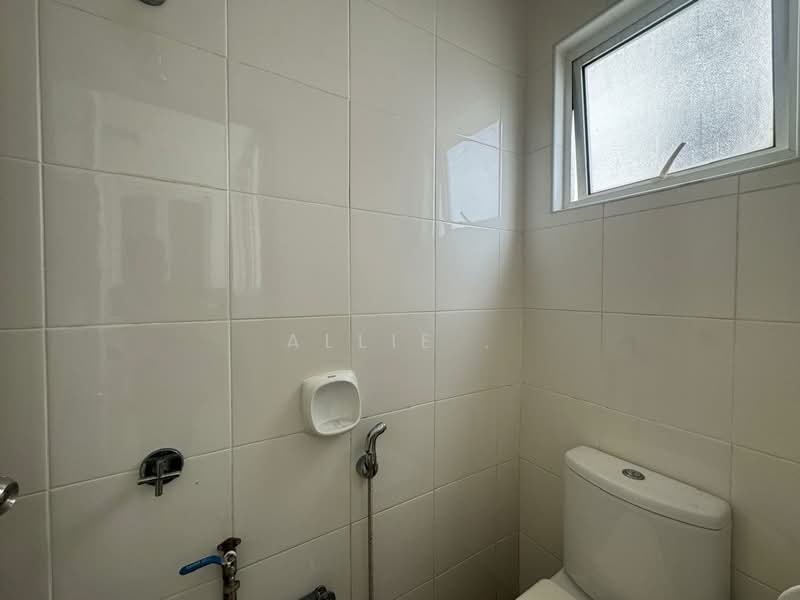 Condominium for Rent at Subang Parkhomes - Allie . - Bathroom - PropertyGuru.com.my