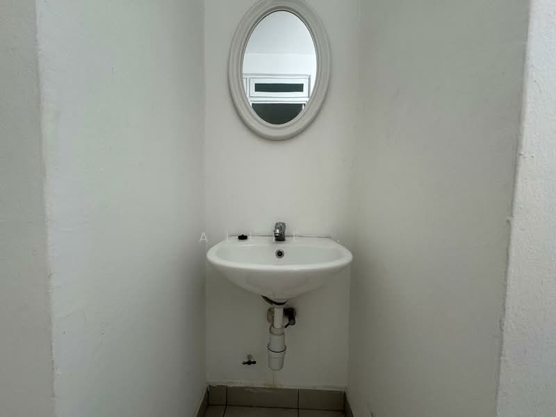 Condominium for Rent at Subang Parkhomes - Allie . - Bathroom - PropertyGuru.com.my