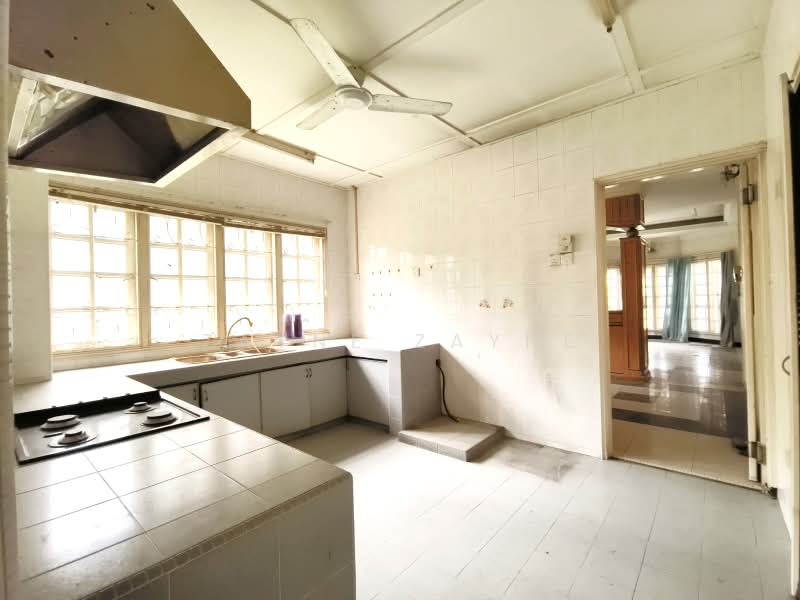 Bungalow House for Sale in Bukit Damansara (Damansara Heights) - Zayne Zayne - Kitchen - PropertyGuru.com.my