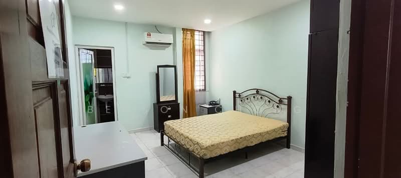 Rumah Teres 2-Tingkat untuk Dijual di Taman Desa Skudai (Skudai) - Benson Chong - Bedroom - PropertyGuru.com.my