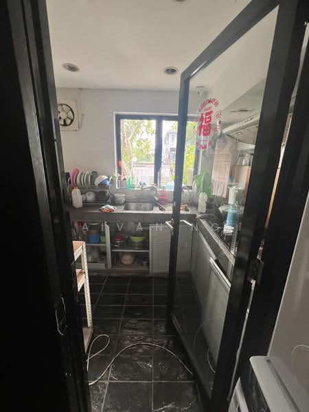 Semi-Detached House for Sale in Bukit Damansara (Damansara Heights) - Aivan Ng - Kitchen - PropertyGuru.com.my