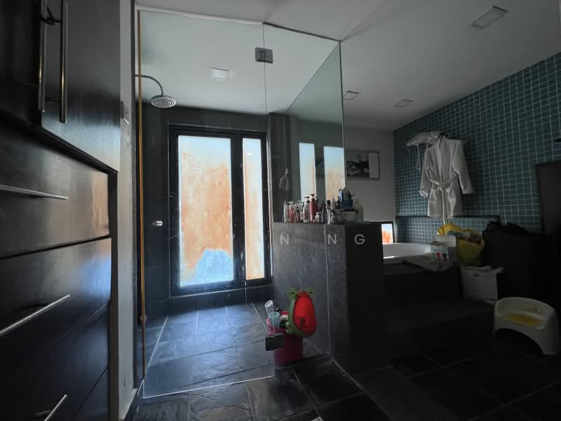 Semi-Detached House for Sale in Bukit Damansara (Damansara Heights) - Aivan Ng - Bathroom - PropertyGuru.com.my