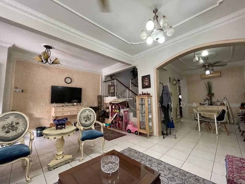 2.5-storey Terraced House for Sale in Desa Andaman (Setapak) - Shaziery Iskandar - Living Room - PropertyGuru.com.my