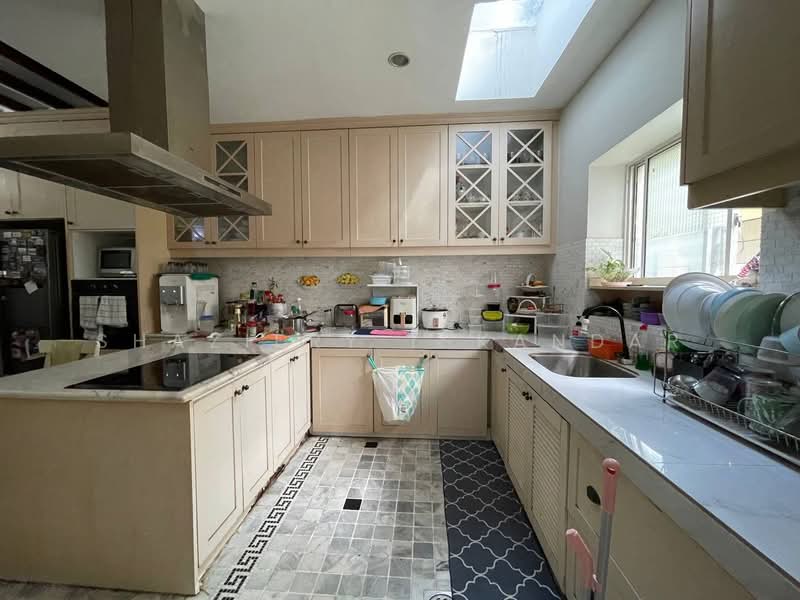 2.5-storey Terraced House for Sale in Desa Andaman (Setapak) - Shaziery Iskandar - Kitchen - PropertyGuru.com.my