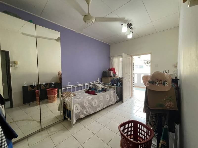 2.5-storey Terraced House for Sale in Desa Andaman (Setapak) - Shaziery Iskandar - Bedroom - PropertyGuru.com.my