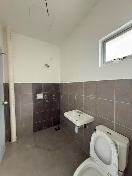 2-storey Terraced House for Sale in Pasir Gudang (Johor) - Zoey Lee - Bathroom - PropertyGuru.com.my