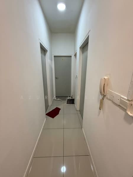 Kondominium untuk Disewa di The Greens (Residensi Hijauan) @ Subang West - Azura Hariri - Corridor - PropertyGuru.com.my