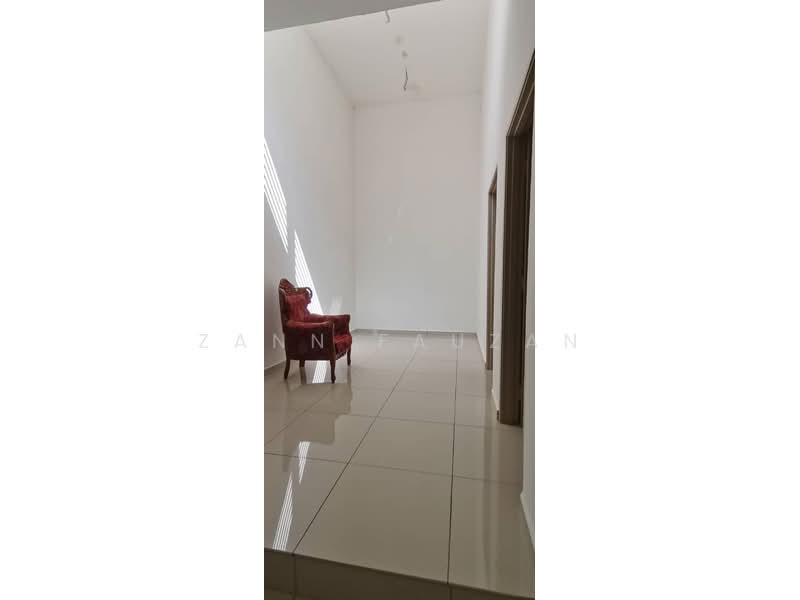 2-storey Terraced House for Sale in Bandar Bukit Beruntung (Bukit Beruntung) - Zann Fauzan - Corridor - PropertyGuru.com.my