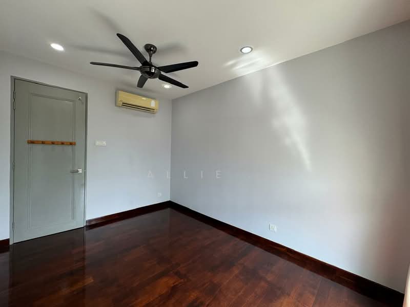 Condominium for Sale at Subang Parkhomes - Allie . - Bedroom - PropertyGuru.com.my