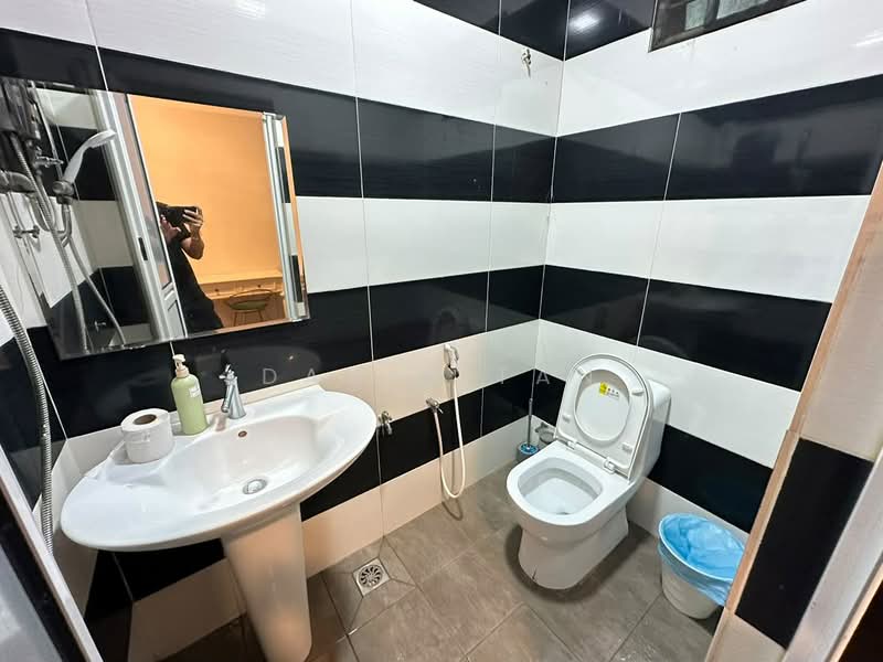 Bungalow House untuk Disewa di Cheras (Kuala Lumpur) - David Tan - Bathroom - PropertyGuru.com.my