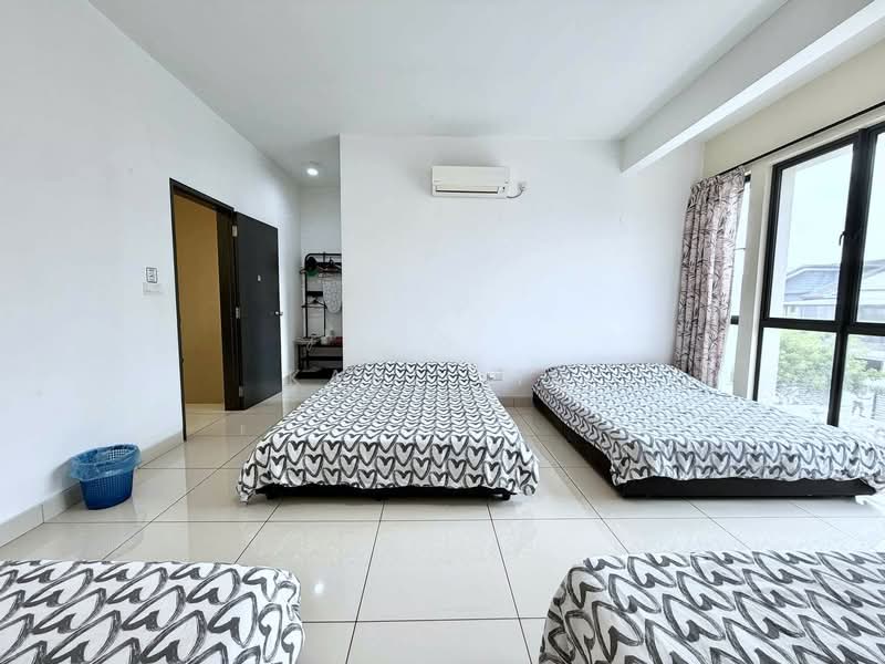 2-storey Terraced House for Sale in Taman Glenmarie (Johor Bahru) - Karl Lim - Bedroom - PropertyGuru.com.my
