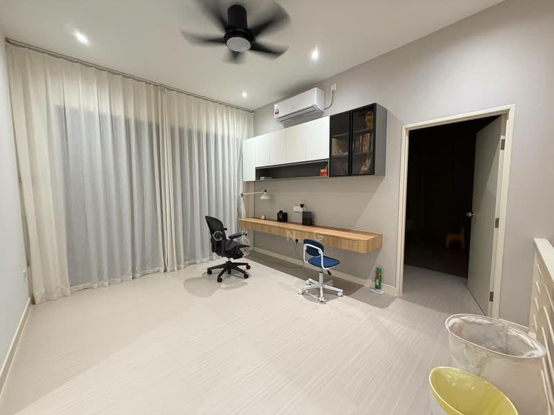 Rumah Berkembar untuk Dijual di Bandar Dato Onn (Tebrau) - CK Ng - Study - PropertyGuru.com.my