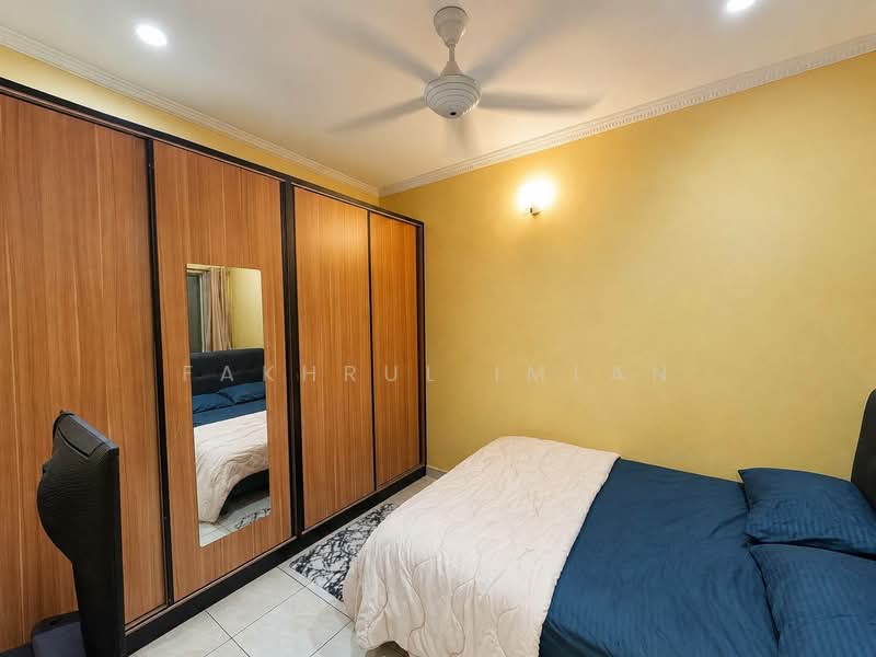 1-storey Terraced House for Sale in Taman Dato Penggawa Barat (Tampoi) - Fakhrul Imlan - Bedroom - PropertyGuru.com.my